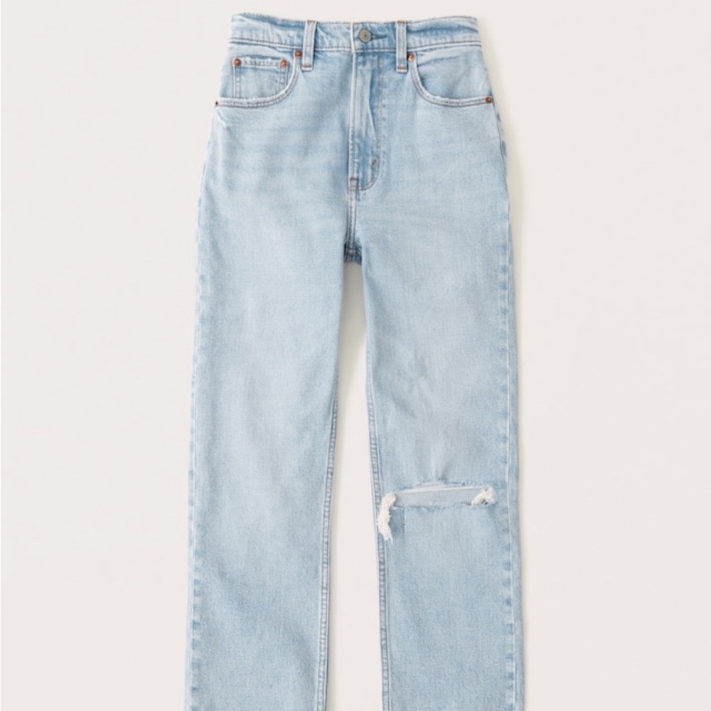 Abercrombie & Fitch Ultra High Rise Ankle Straight Jean